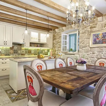 Gorgeous In With Wifi