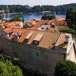 Stunning In With Sauna Cavtat