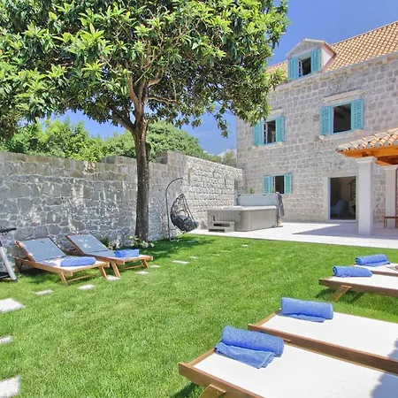 Gorgeous In With Wifi Holiday home Cavtat